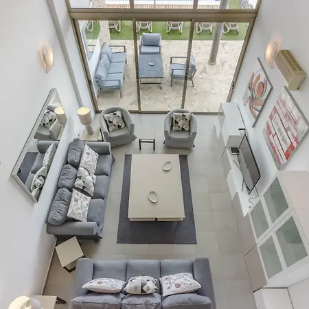 别墅 Isabella, Luxury With Heated Pool Ocean View In Adeje, Tenerife *