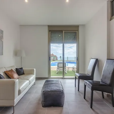 Isabella, Luxury With Heated Pool Ocean View In Adeje, Tenerife 别墅