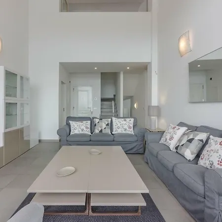 别墅 Isabella, Luxury With Heated Pool Ocean View In Adeje, Tenerife 阿德耶