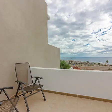 别墅 Isabella, Luxury With Heated Pool Ocean View In Adeje, Tenerife 阿德耶